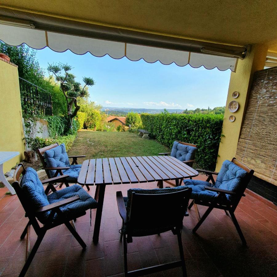 Appartamento Stropea Con Giardino Privato E Piscina Soiano Del Lago Bagian luar foto